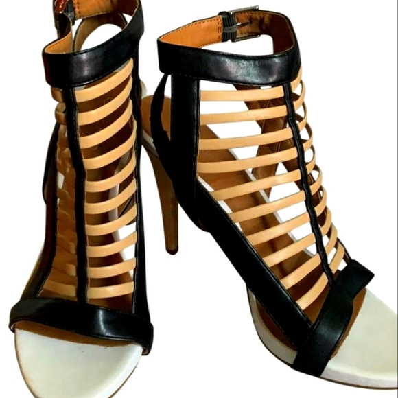 Calvin Klein Shoes - Calvin Klein Narina leather heels size 6.5